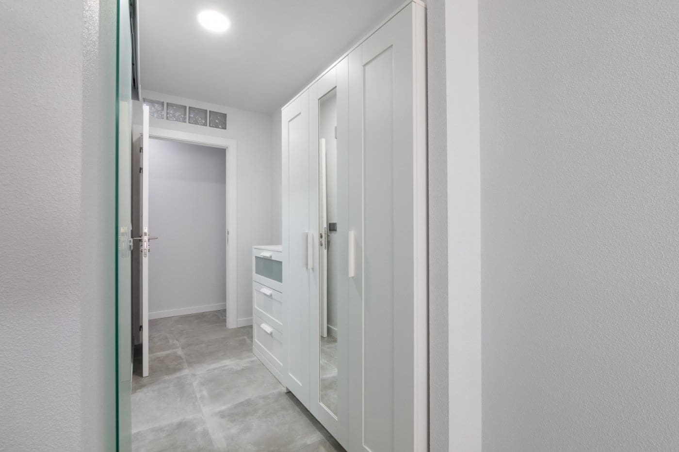 1 bedroom Studio for rent in Elche / Elx - € 440 (Ref: 8243672)