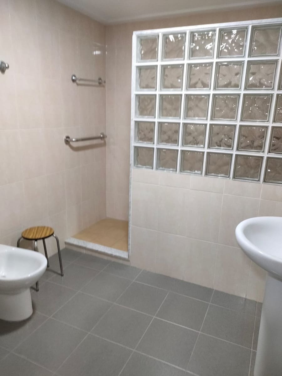 4 Zimmer Wohnung zu vermieten in Elche / Elx - 320 € (Ref: 8415657)