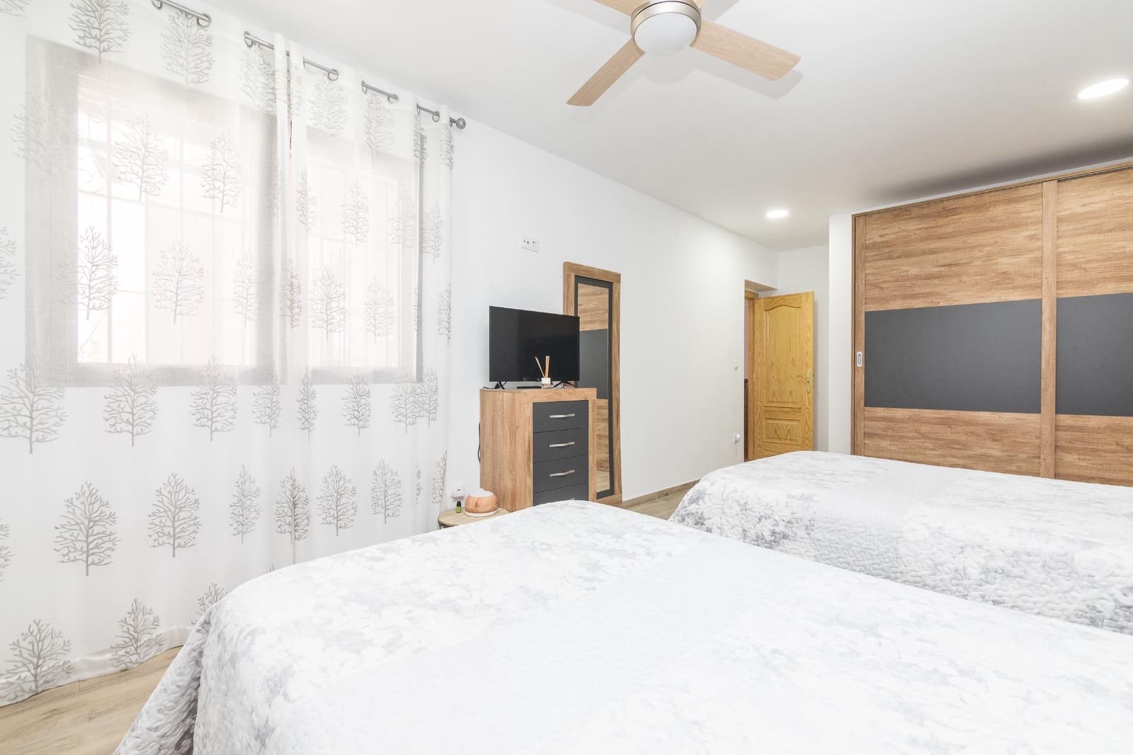 5 chambre Villa/Maison à vendre à Elche / Elx avec piscine - 390 000 € (Ref: 8426335)