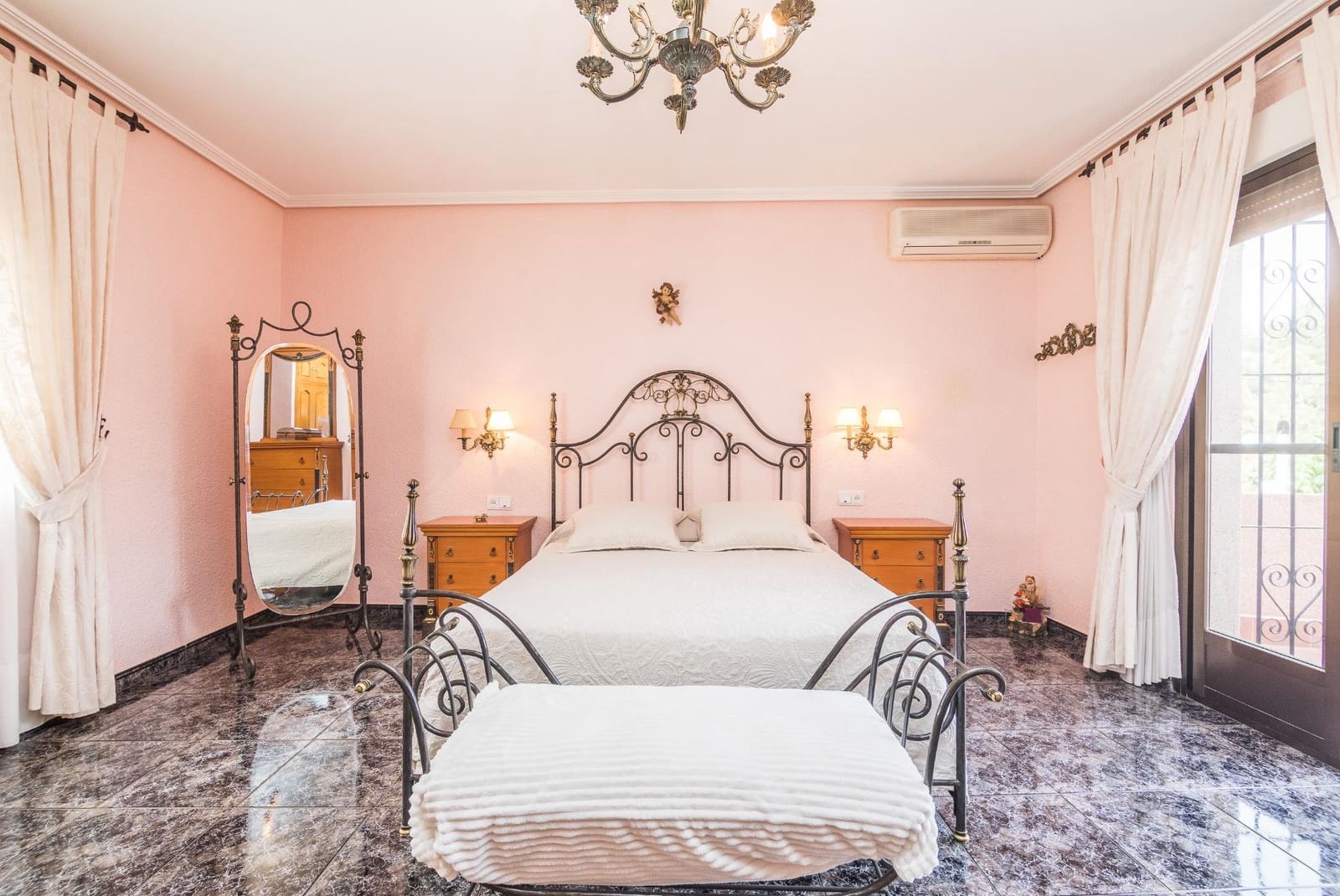 5 chambre Villa/Maison à vendre à Elche / Elx avec piscine - 390 000 € (Ref: 8426335)