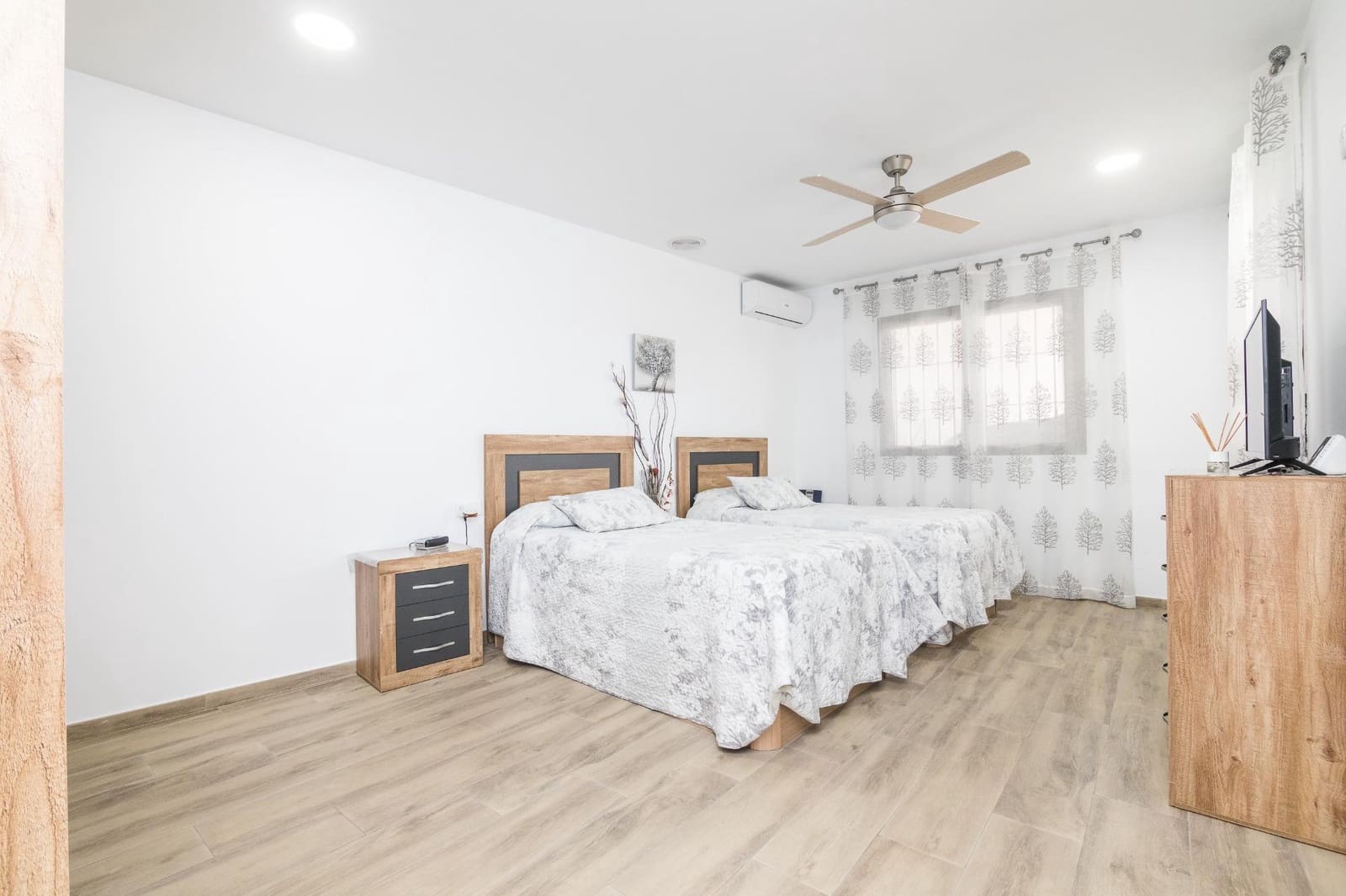 5 chambre Villa/Maison à vendre à Elche / Elx avec piscine - 390 000 € (Ref: 8426335)