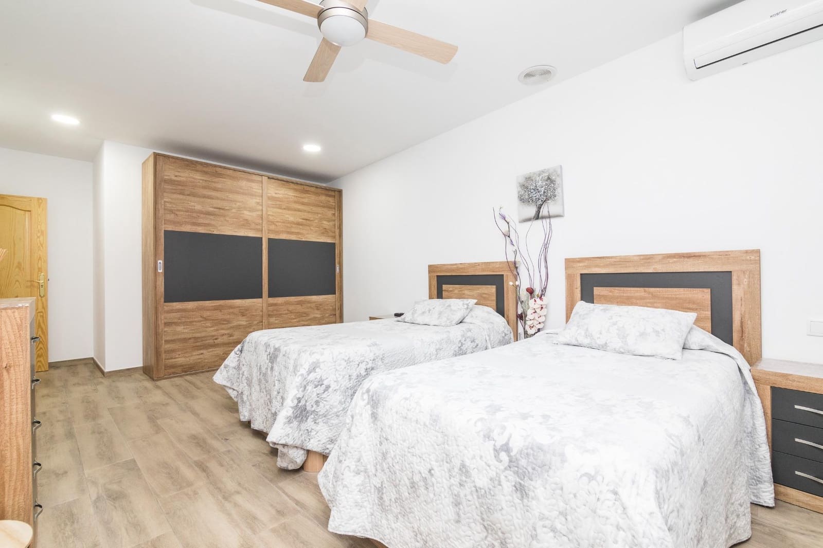 5 soveværelse Villa til salg i Elche / Elx med swimmingpool - € 390.000 (Ref: 8426335)