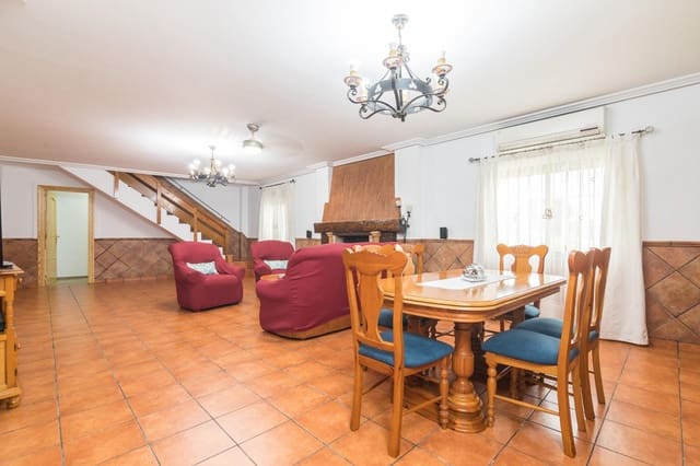 5 makuuhuone Huvila myytävänä paikassa Peña de las Águilas, Elche / Elx mukana uima-altaan - 390 000 € (Ref: 8426335)