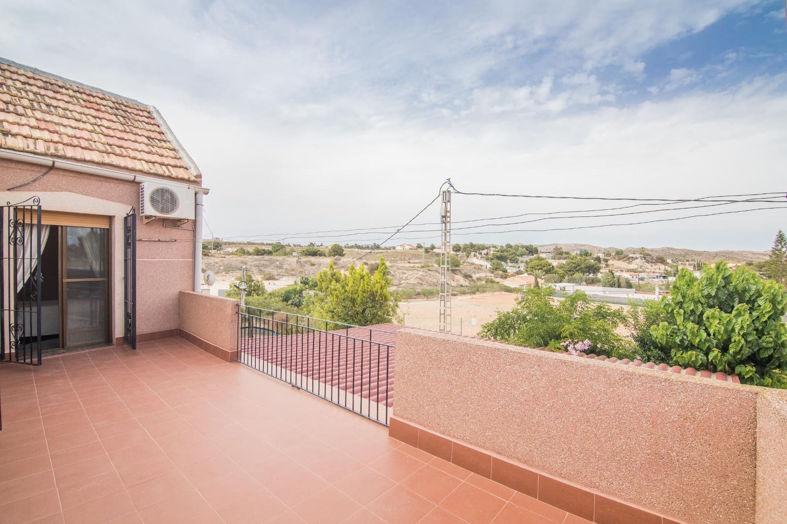 5 soveværelse Villa til salg i Elche / Elx med swimmingpool - € 390.000 (Ref: 8426335)