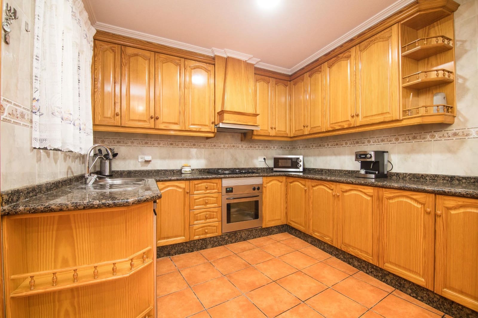 5 soveværelse Villa til salg i Elche / Elx med swimmingpool - € 390.000 (Ref: 8426335)