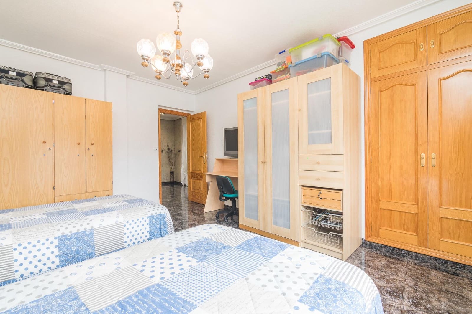 5 soveværelse Villa til salg i Elche / Elx med swimmingpool - € 390.000 (Ref: 8426335)