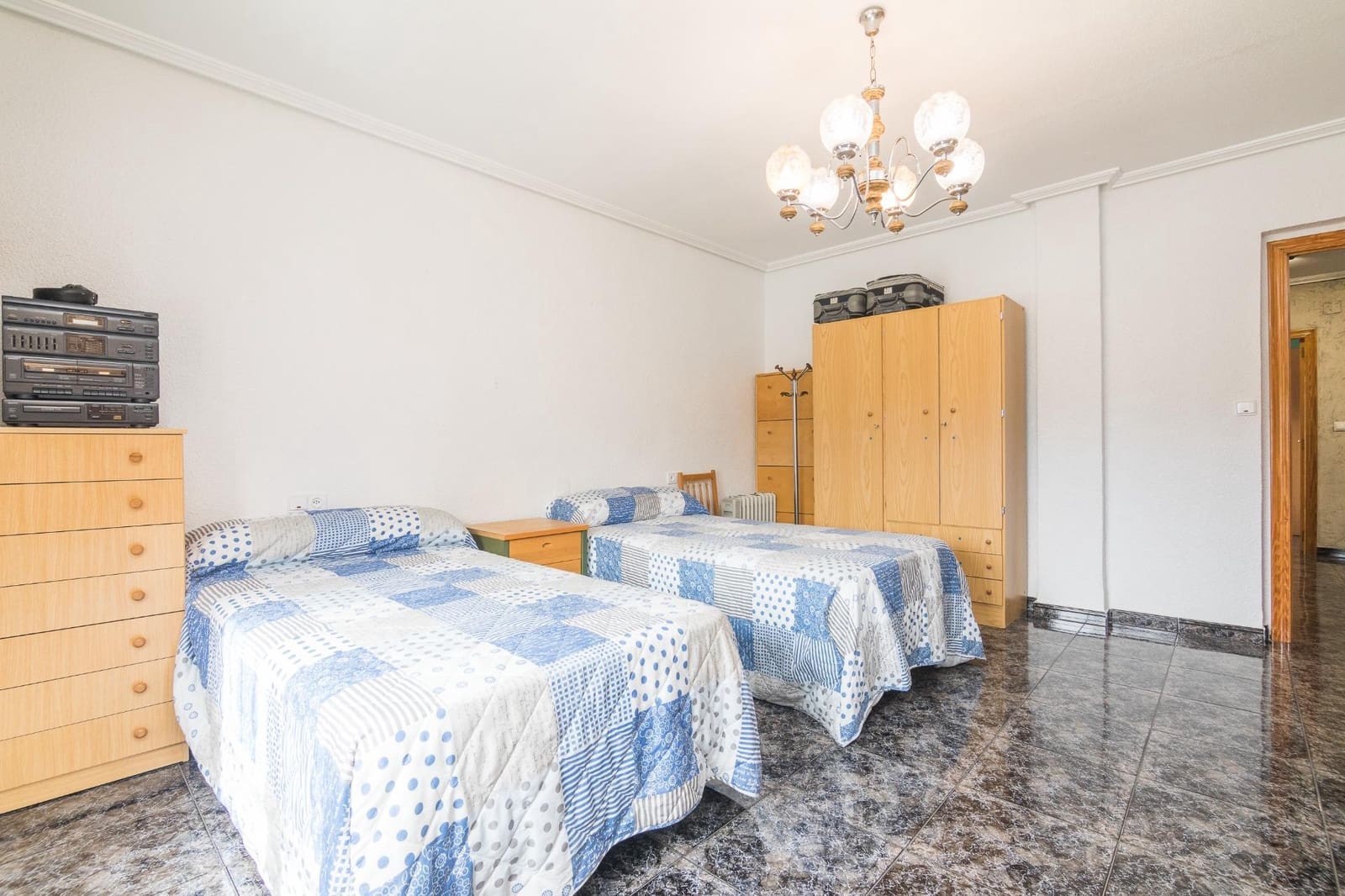 5 soveværelse Villa til salg i Elche / Elx med swimmingpool - € 390.000 (Ref: 8426335)