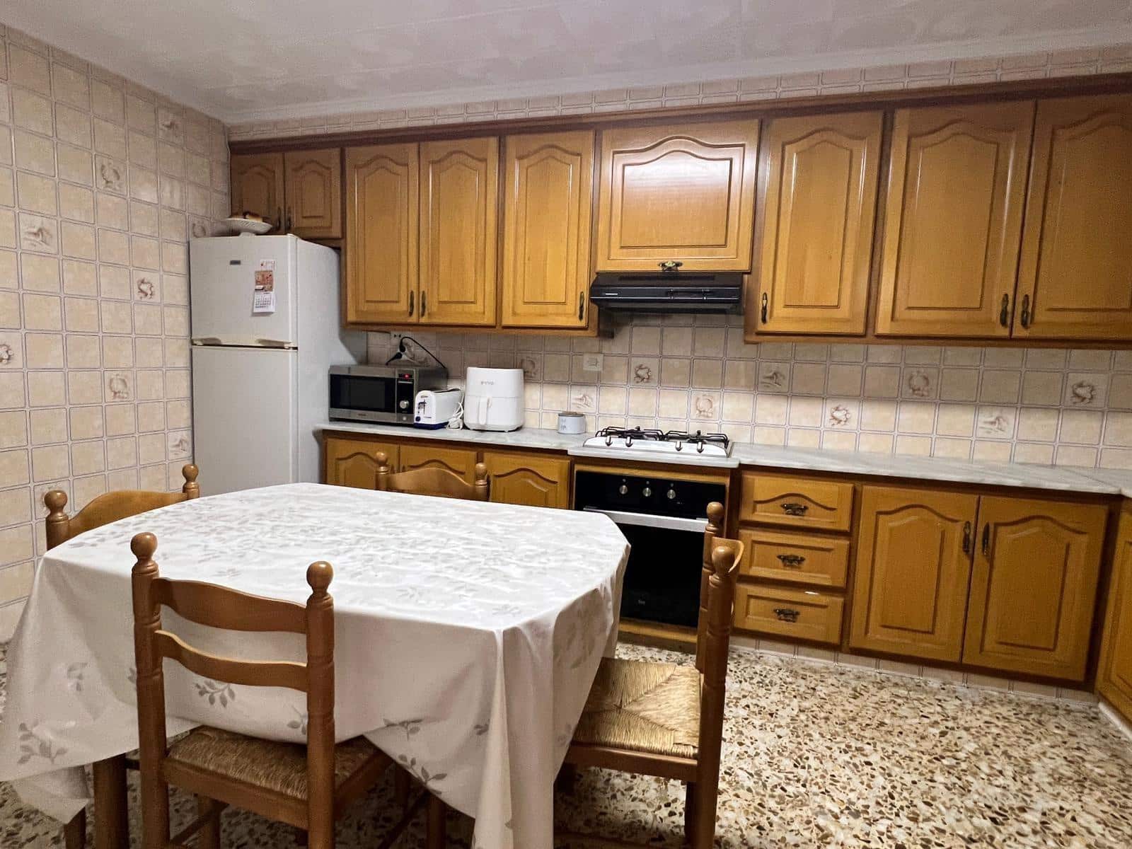 4 soveværelse Lejlighed til leje i Elche / Elx - € 300 (Ref: 8542134)