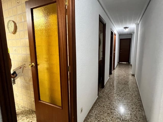 4 soveværelse Lejlighed til leje i Sector V, Elche / Elx - € 300 (Ref: 8542134)