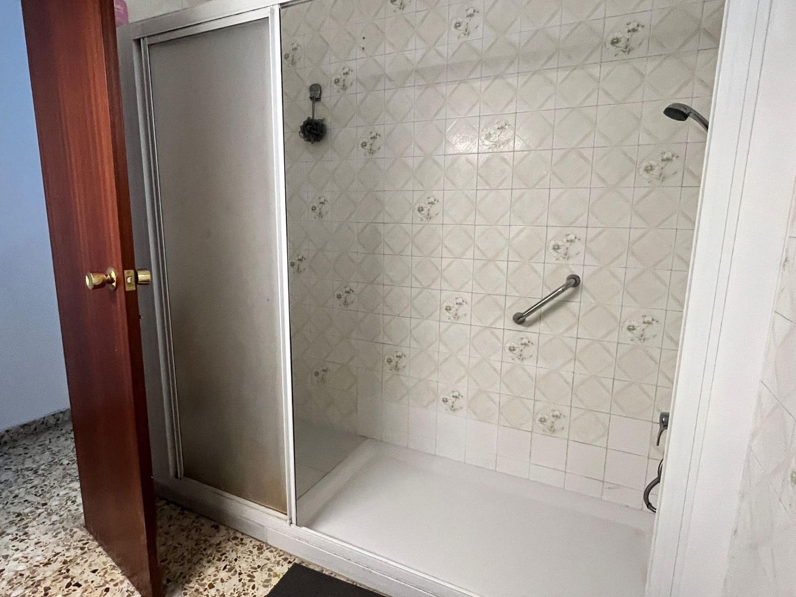 4 soveværelse Lejlighed til leje i Elche / Elx - € 300 (Ref: 8542134)