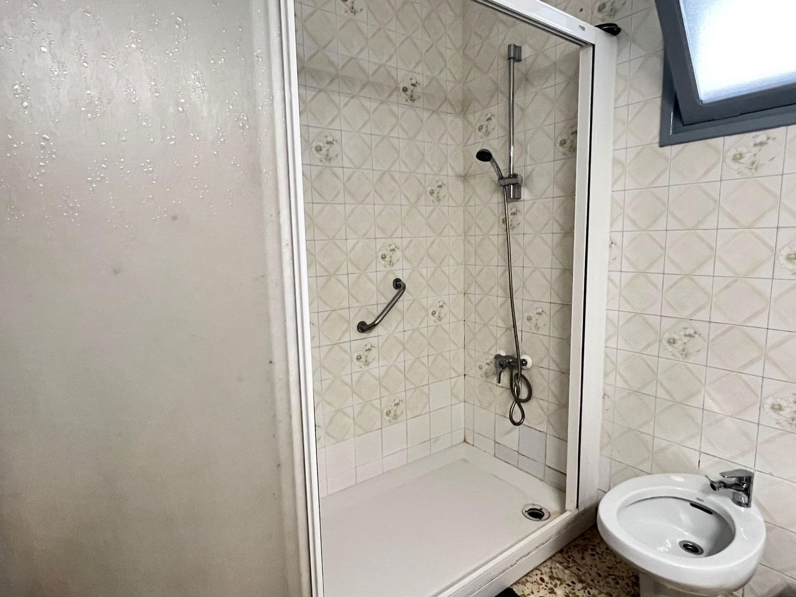 4 soveværelse Lejlighed til leje i Elche / Elx - € 300 (Ref: 8542134)