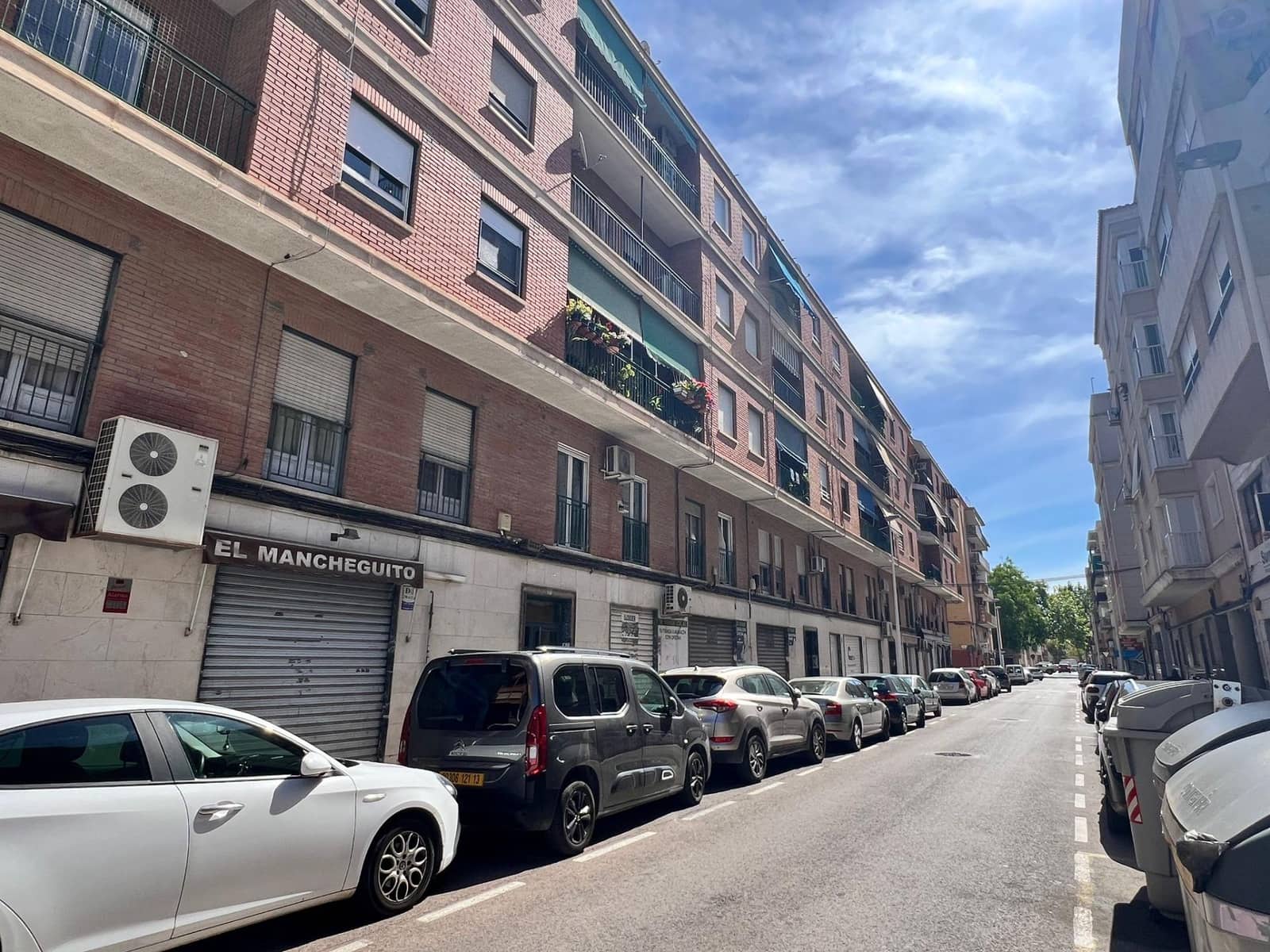 4 soveværelse Lejlighed til leje i Elche / Elx - € 300 (Ref: 8542134)