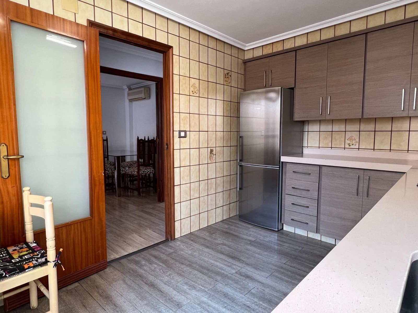 3 soverom Penthouse til leie i Elche / Elx - € 925 (Ref: 8672952)