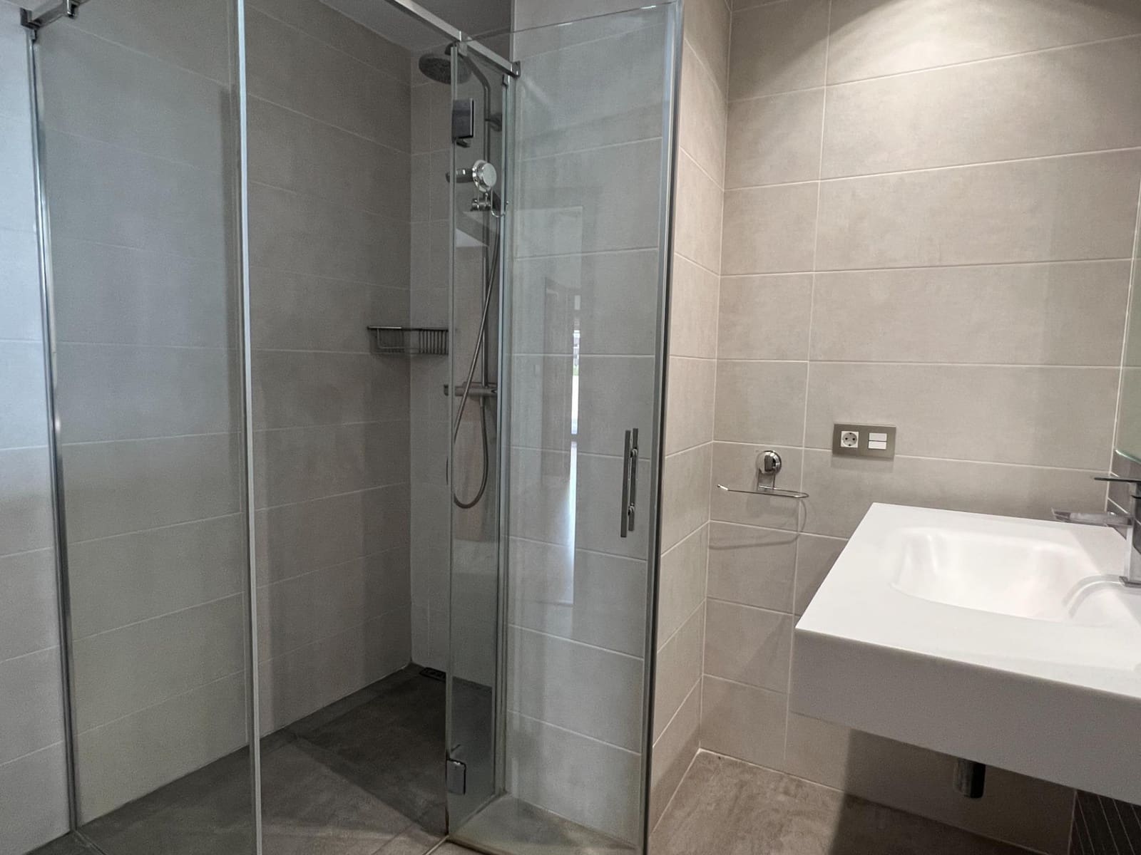 3 soverom Penthouse til leie i Elche / Elx - € 925 (Ref: 8672952)