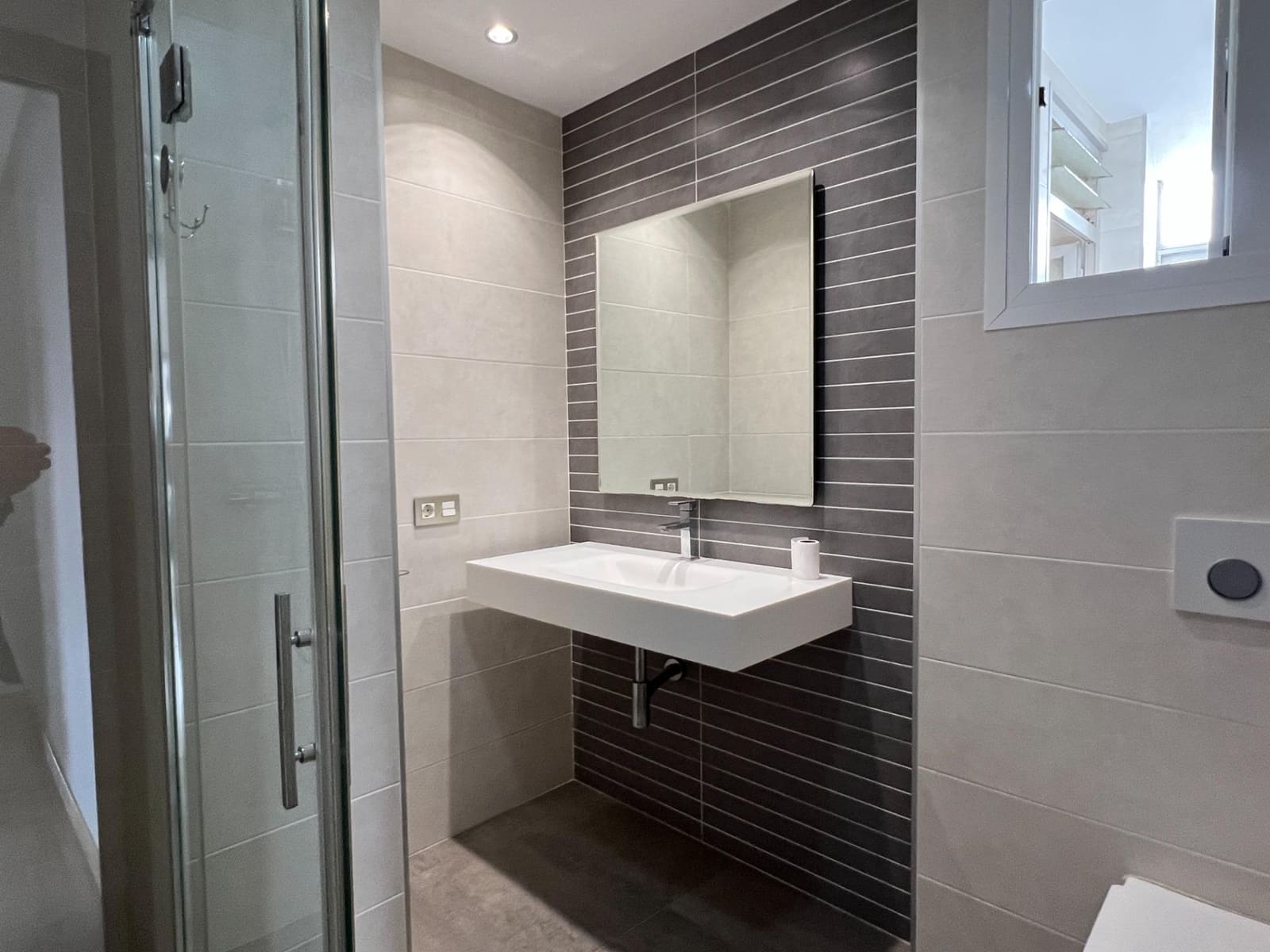 3 soverom Penthouse til leie i Elche / Elx - € 925 (Ref: 8672952)