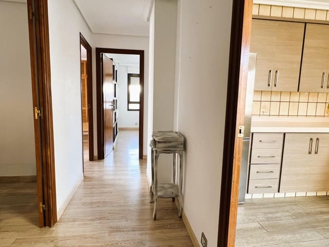 3 soverom Penthouse til leie i Centro, Elche / Elx - € 925 (Ref: 8672952)