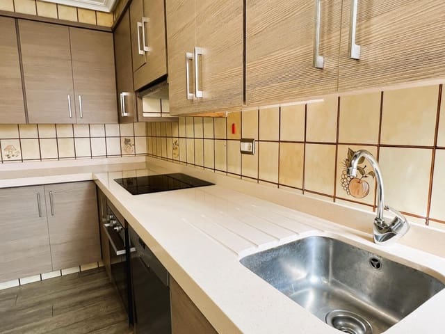 3 soverom Penthouse til leie i Centro, Elche / Elx - € 925 (Ref: 8672952)