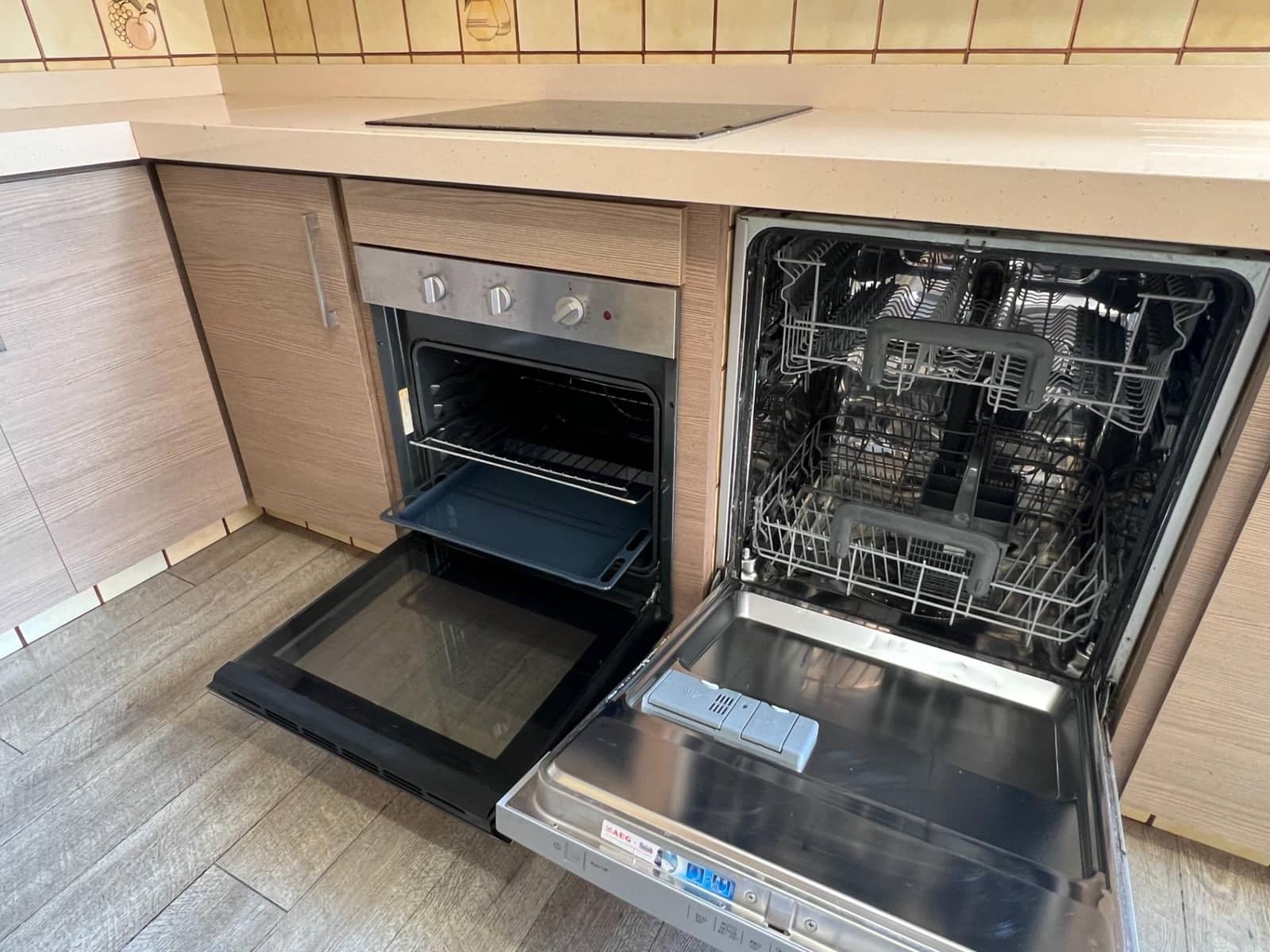 3 soverom Penthouse til leie i Elche / Elx - € 925 (Ref: 8672952)