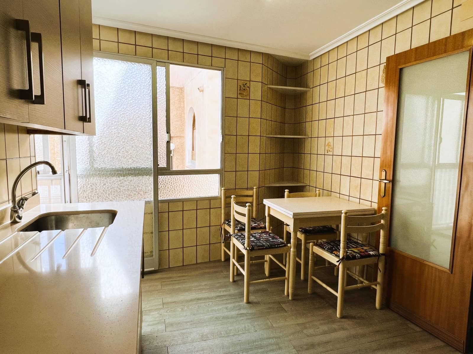 3 soverom Penthouse til leie i Elche / Elx - € 925 (Ref: 8672952)