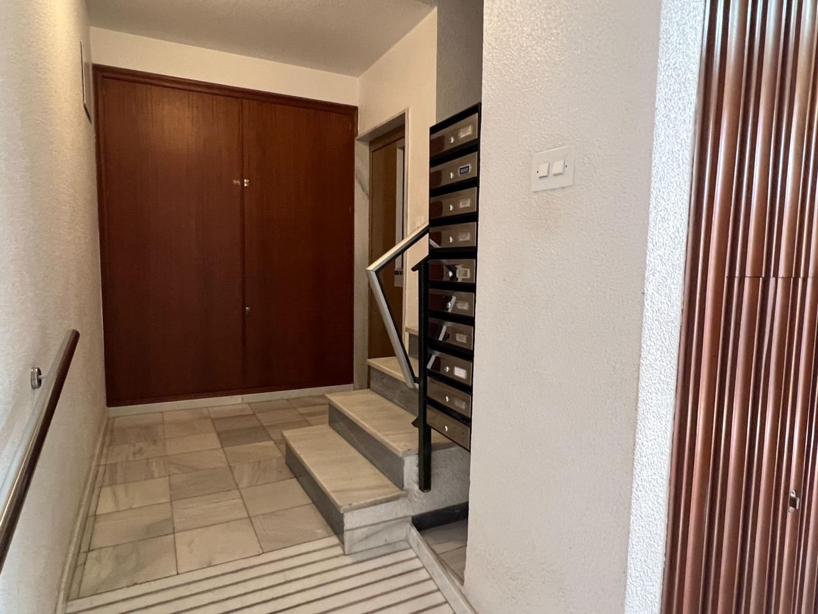 3 soverom Penthouse til leie i Elche / Elx - € 925 (Ref: 8672952)