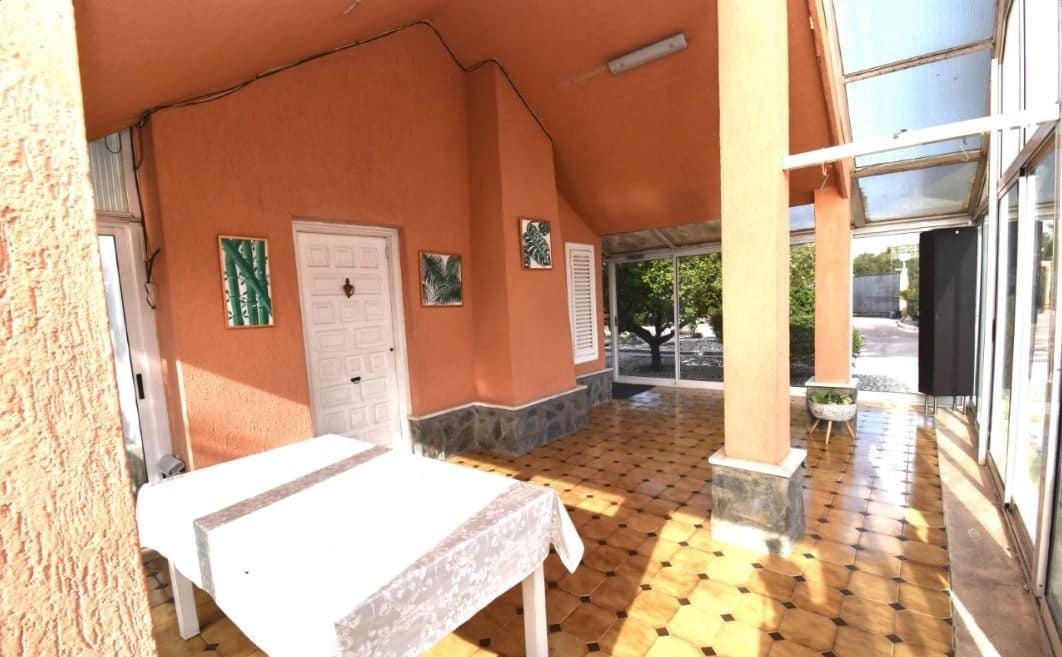 4 soveværelse Villa til salg i Elche / Elx med swimmingpool garage - € 479.900 (Ref: 8699847)