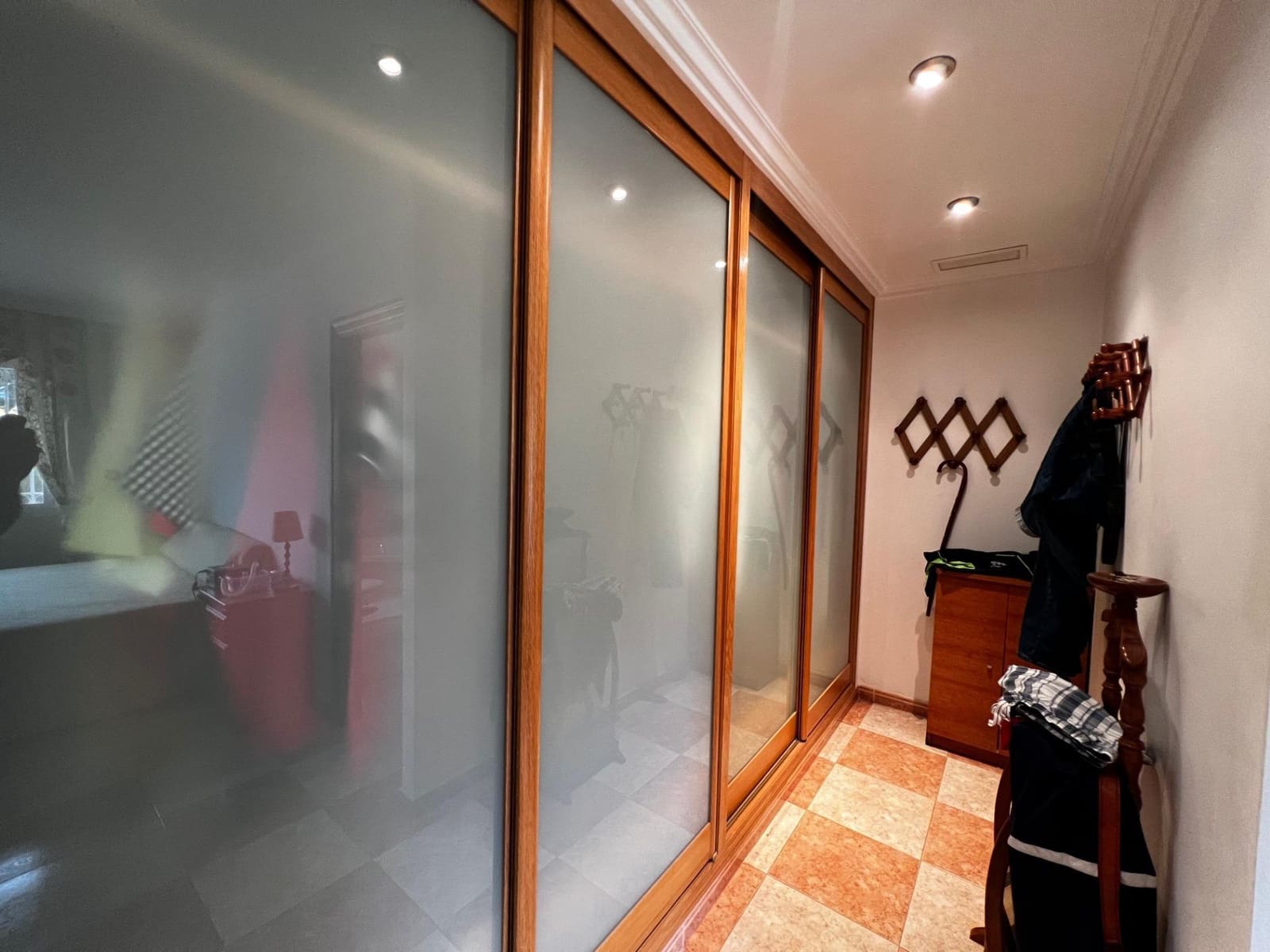 6 makuuhuone Huvila myytävänä paikassa Perleta mukana uima-altaan 
autotalli - 950 000 € (Ref: 8699853)