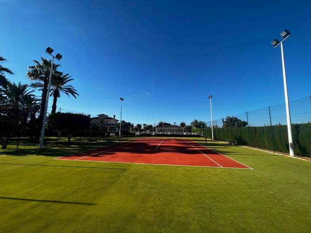 6 slaapkamer Villa te koop in Perleta, Elche / Elx met zwembad garage - € 950.000 (Ref: 8699853)