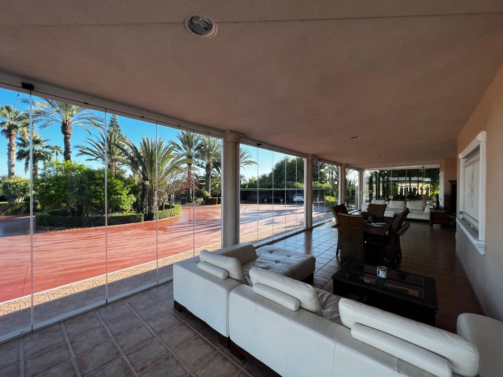 6 bedroom Villa for sale in Perleta with pool garage - € 950,000 (Ref: 8699853)