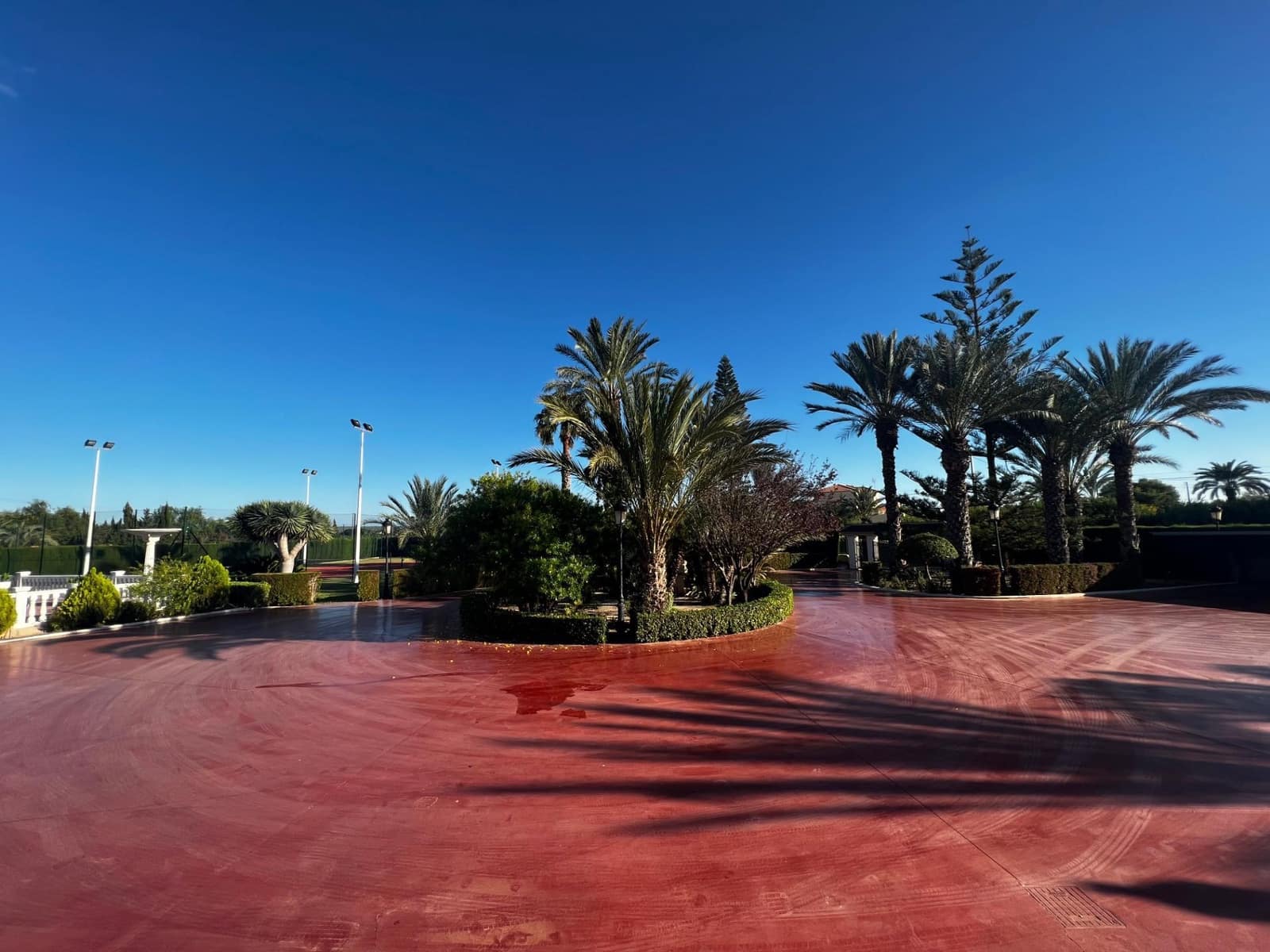 6 bedroom Villa for sale in Perleta with pool garage - € 950,000 (Ref: 8699853)