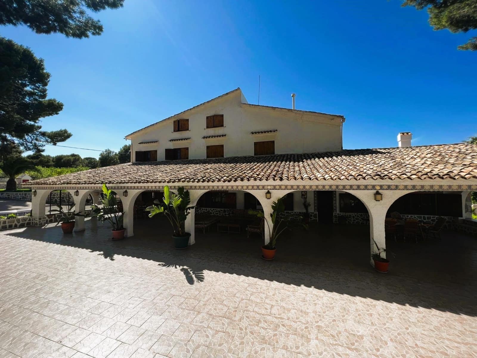 13 soveværelse Finca/Landehus til salg i Monovar / Monover med swimmingpool garage - € 7.000.000 (Ref: 8699855)