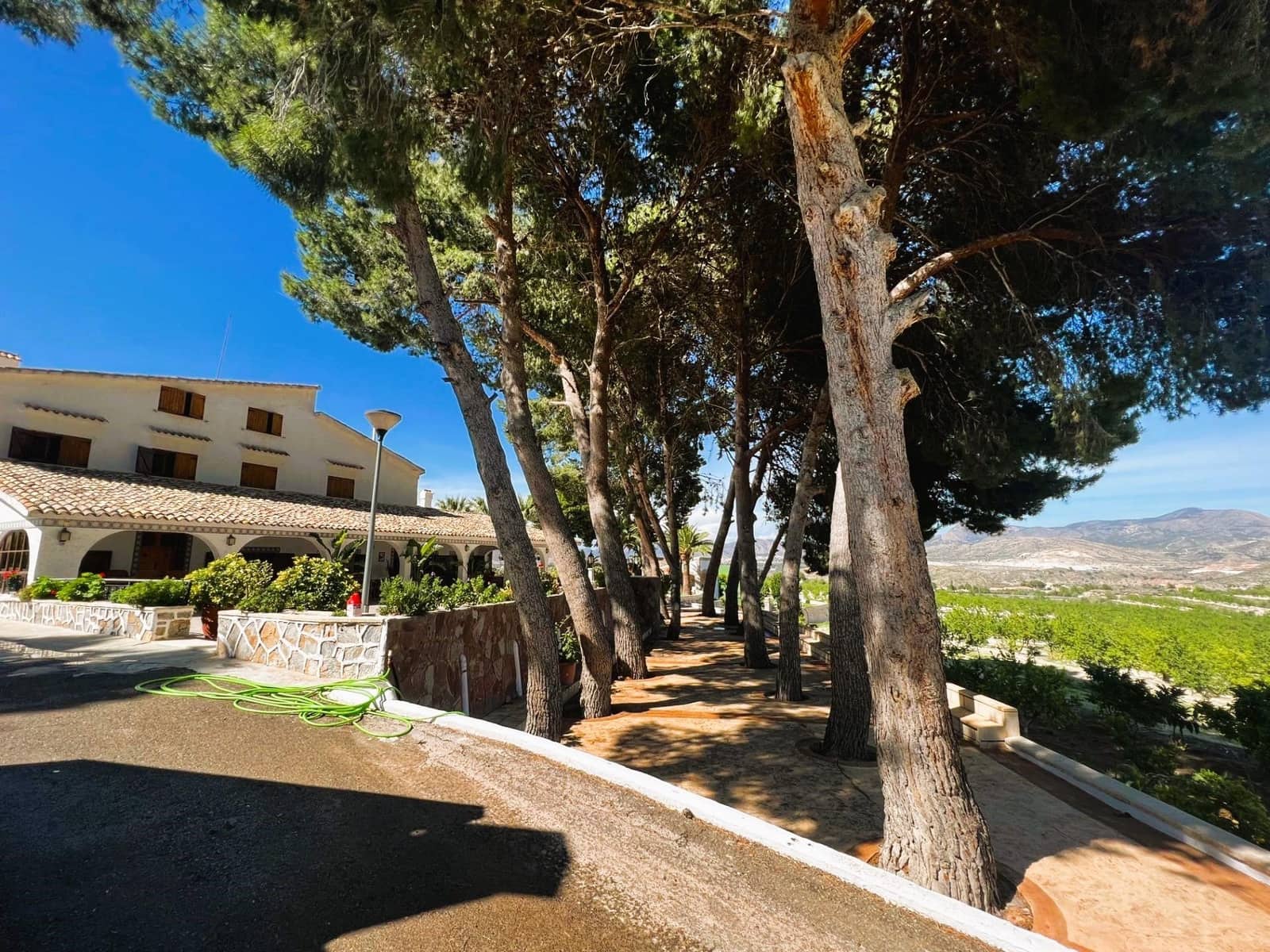 13 soveværelse Finca/Landehus til salg i Monovar / Monover med swimmingpool garage - € 7.000.000 (Ref: 8699855)