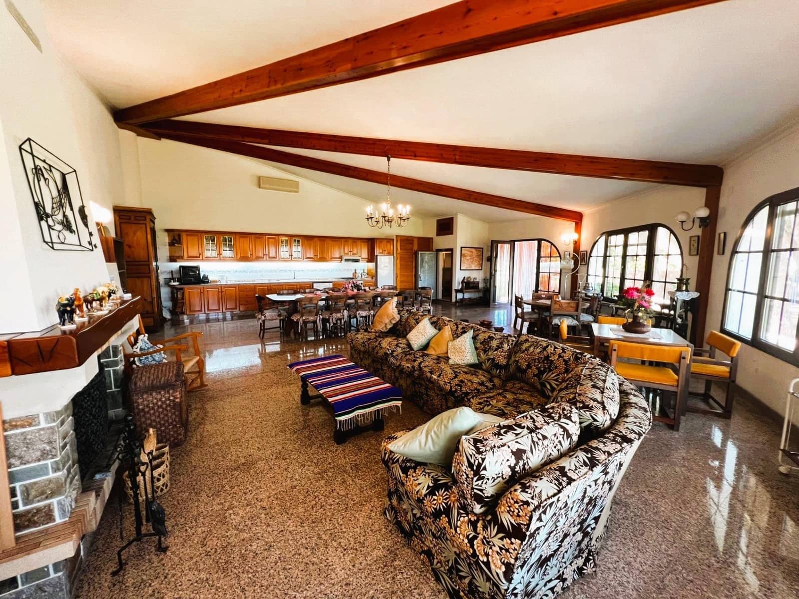 13 soveværelse Finca/Landehus til salg i Monovar / Monover med swimmingpool garage - € 7.000.000 (Ref: 8699855)