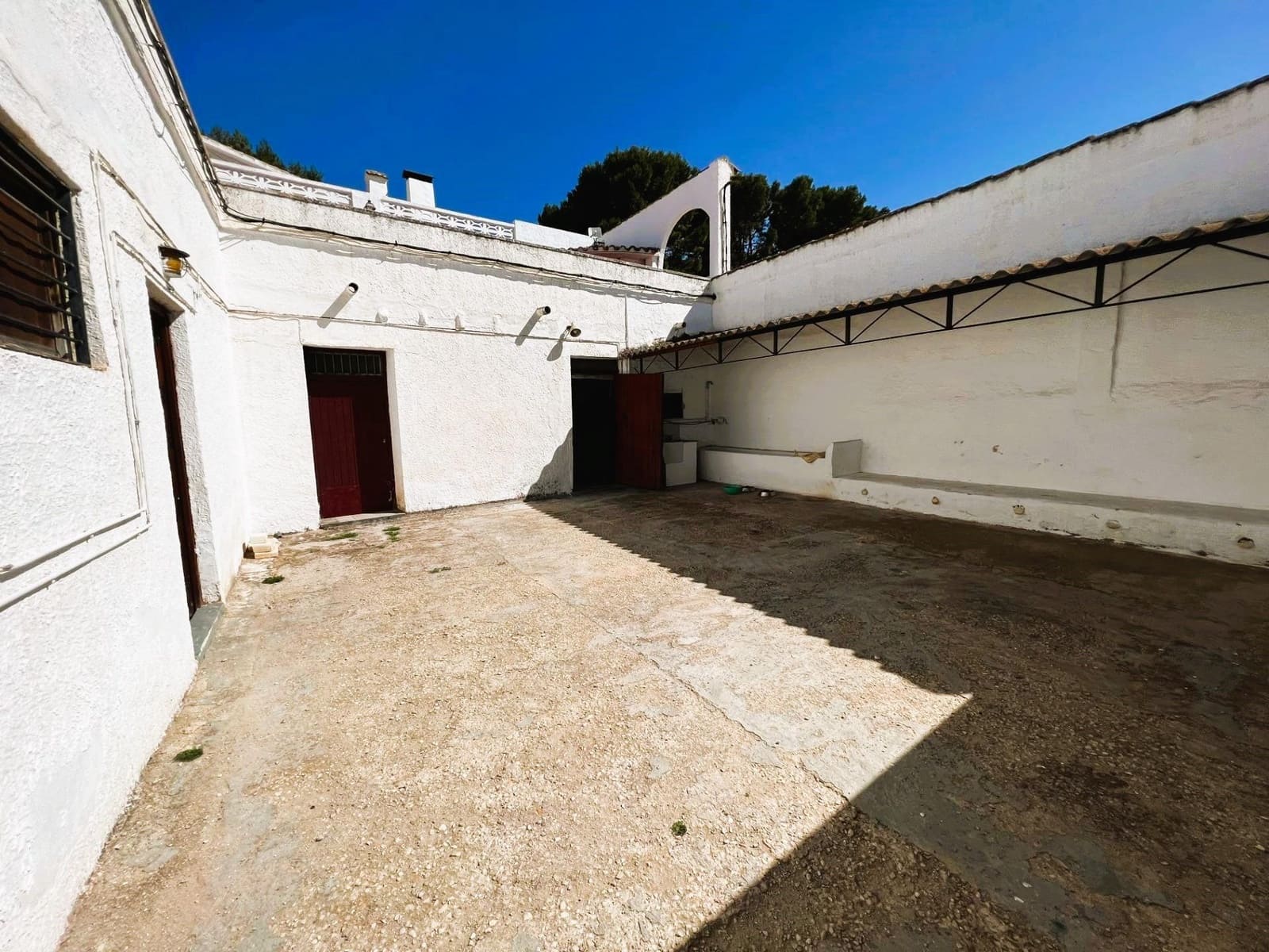 13 soveværelse Finca/Landehus til salg i Monovar / Monover med swimmingpool garage - € 7.000.000 (Ref: 8699855)