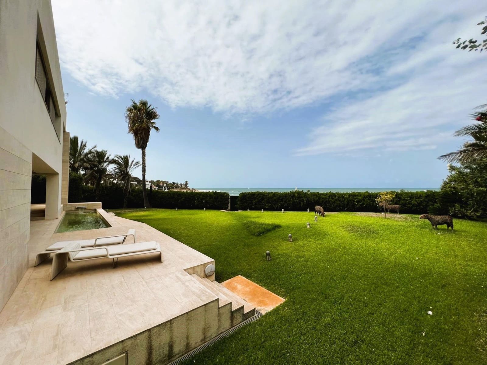 4 slaapkamer Villa te koop in Denia met zwembad garage - € 4.500.000 (Ref: 8699857)