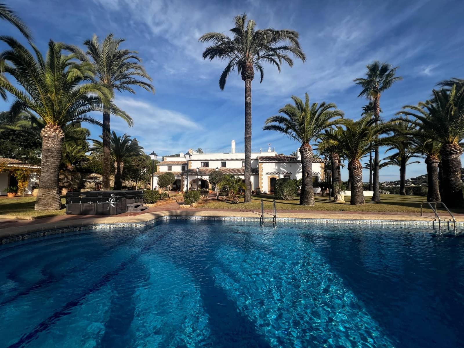 Chalet de 13 habitaciones en Javea / Xàbia en venta con piscina garaje - 3.450.000 € (Ref: 8699858)