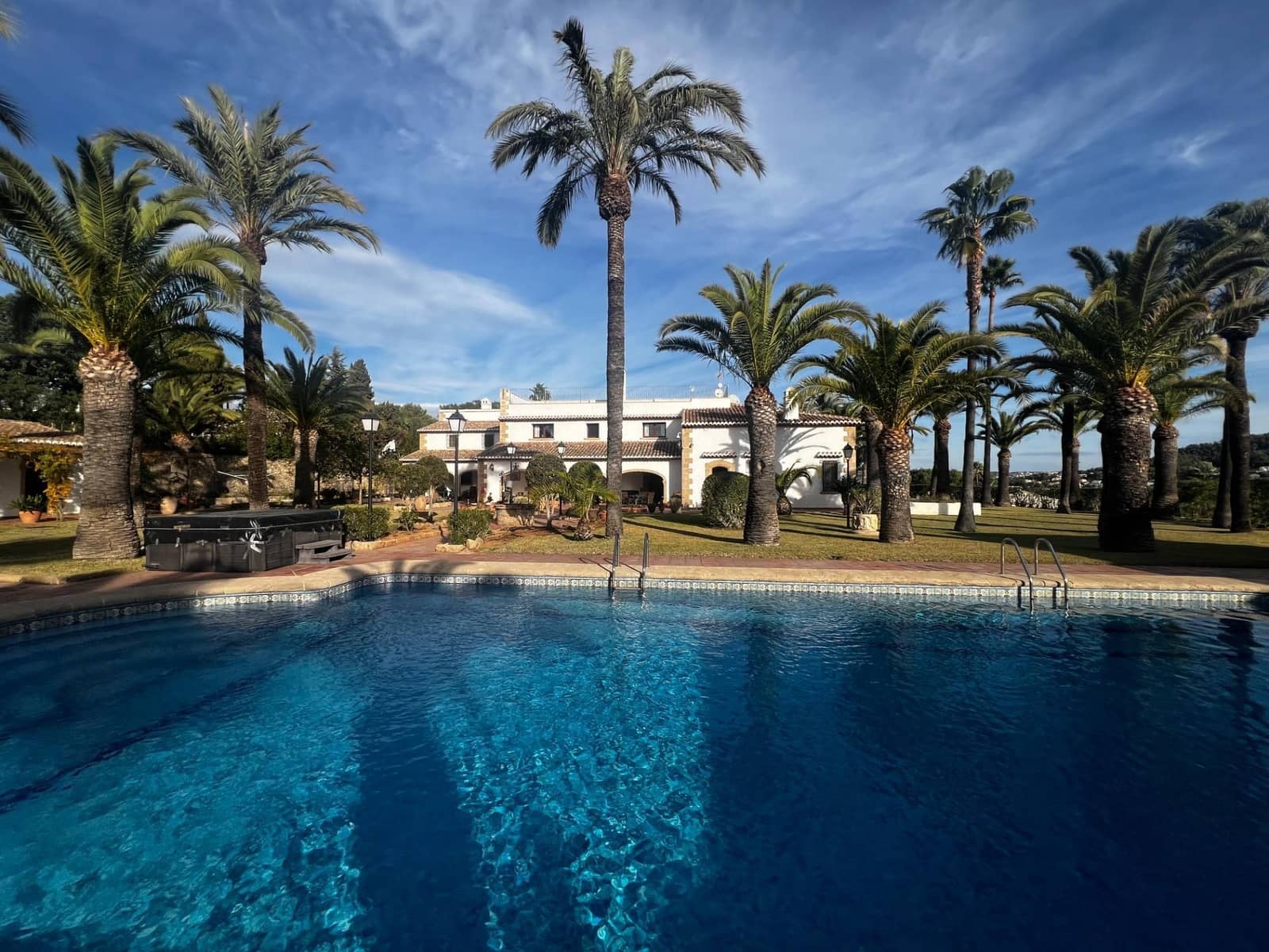 Chalet de 13 habitaciones en Javea / Xàbia en venta con piscina garaje - 3.450.000 € (Ref: 8699858)