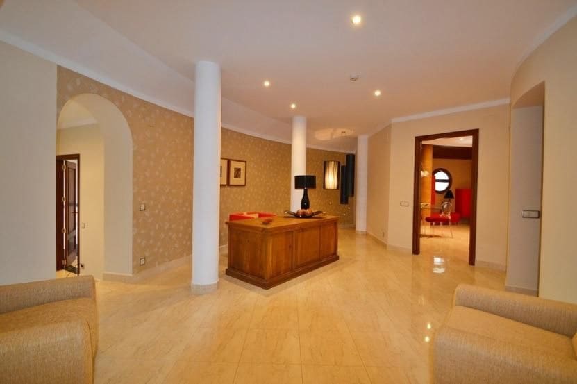 10 soverom Villa til salgs i Javea / Xabia med svømmebasseng garasje - € 7 850 000 (Ref: 8699859)