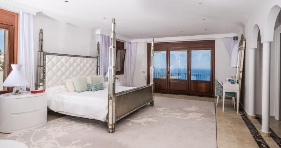 10 soverom Villa til salgs i Javea / Xabia med svømmebasseng garasje - € 7 850 000 (Ref: 8699859)