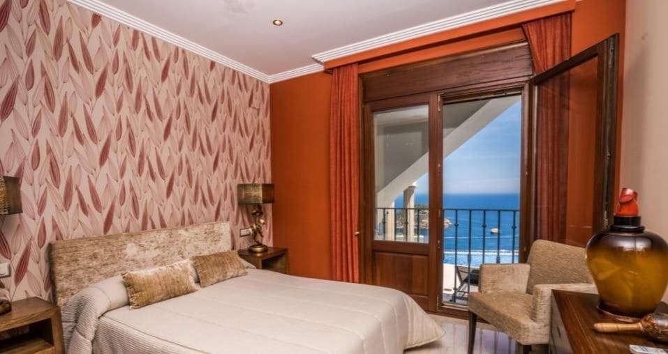 10 soverom Villa til salgs i Javea / Xabia med svømmebasseng garasje - € 7 850 000 (Ref: 8699859)