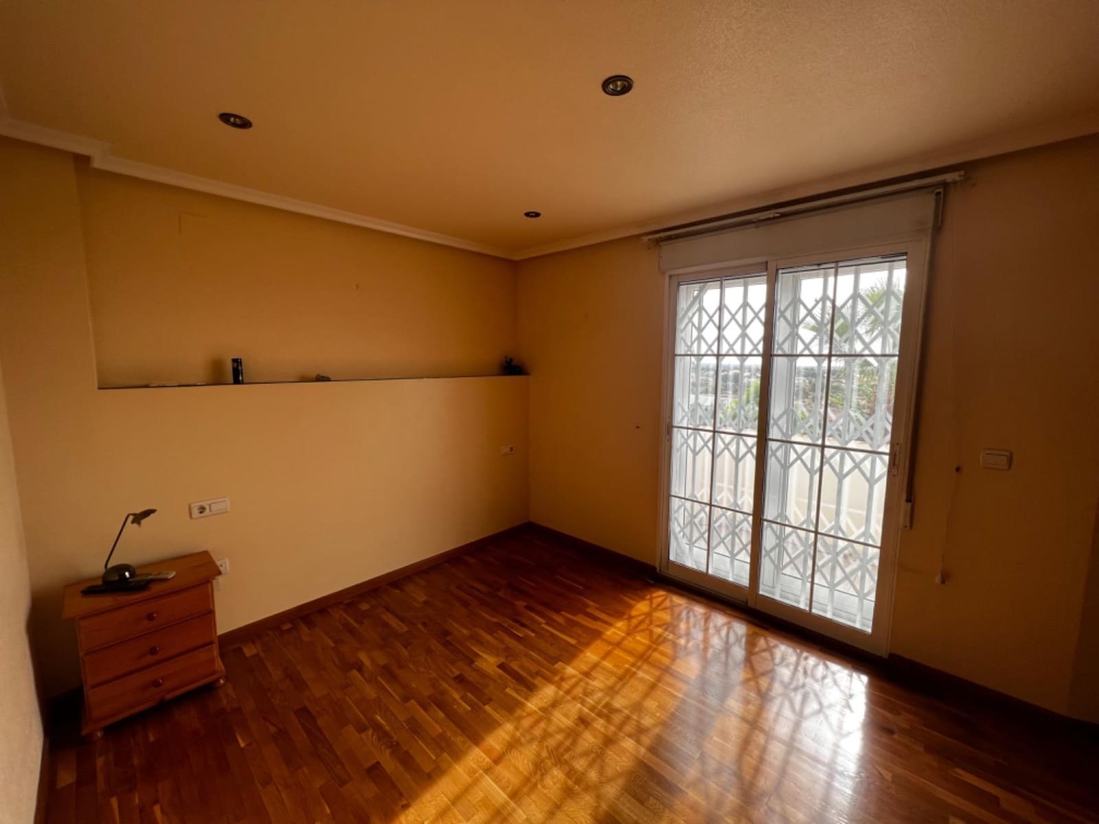 4 sypialnia Willa na sprzedaż w Elche / Elx - 350 000 € (Ref: 8699870)