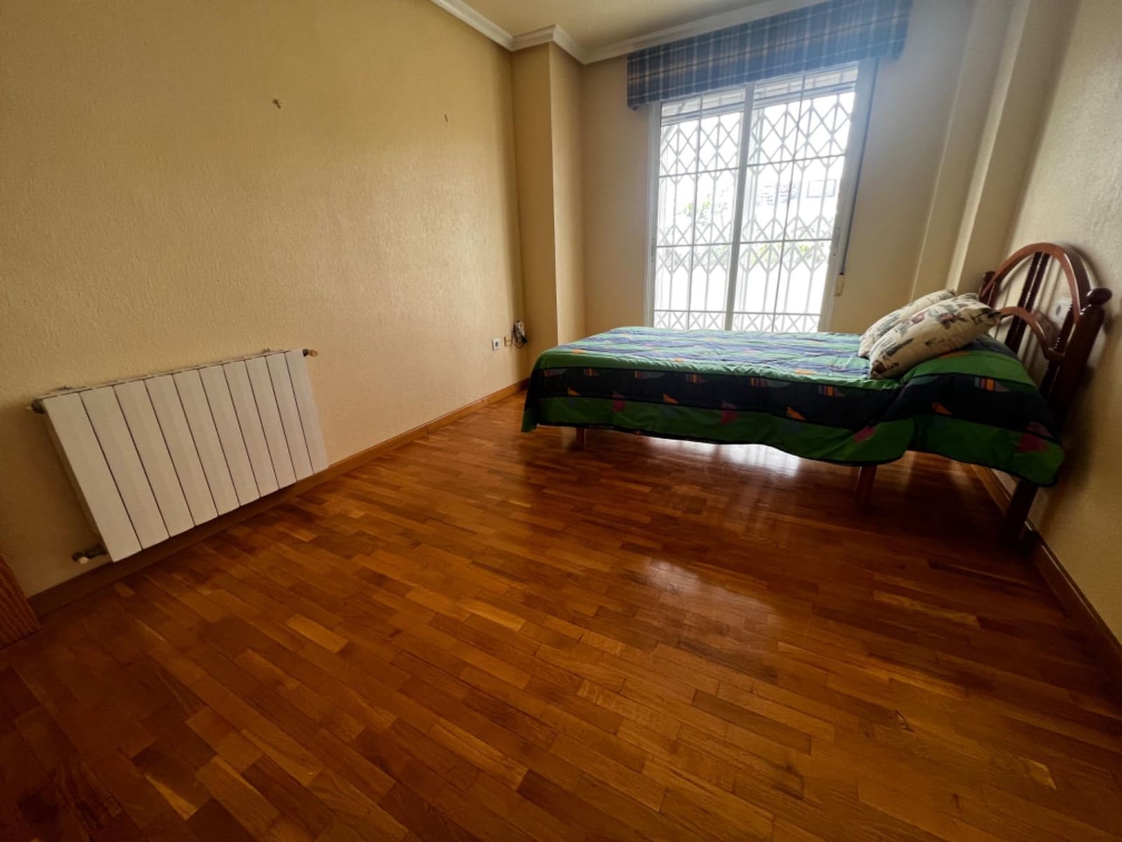 4 sypialnia Willa na sprzedaż w Elche / Elx - 350 000 € (Ref: 8699870)