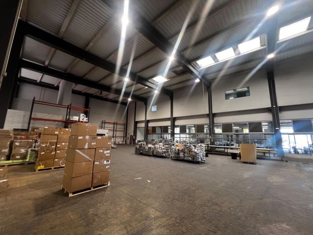 Business for sale in Elche / Elx - € 5,990,000 (Ref: 8699883)