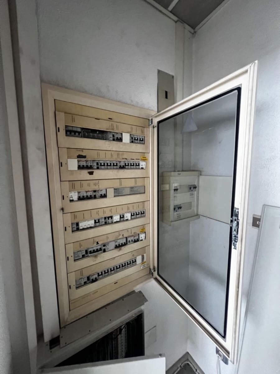 Gewerbe zu vermieten in Elche / Elx - 3.000 € (Ref: 8699887)