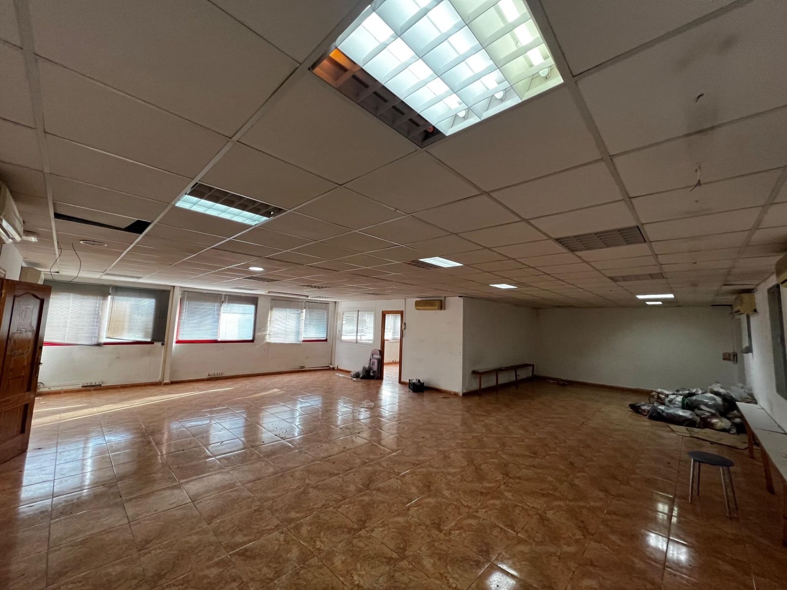 Virksomhed til salg i Elche / Elx - € 1.180.000 (Ref: 8701697)