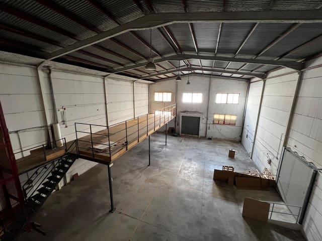 Företag till salu i Elche / Elx - 1 180 000 € (Ref: 8701697)