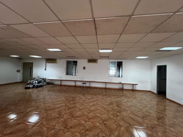 Företag till salu i Elche / Elx - 1 180 000 € (Ref: 8701697)