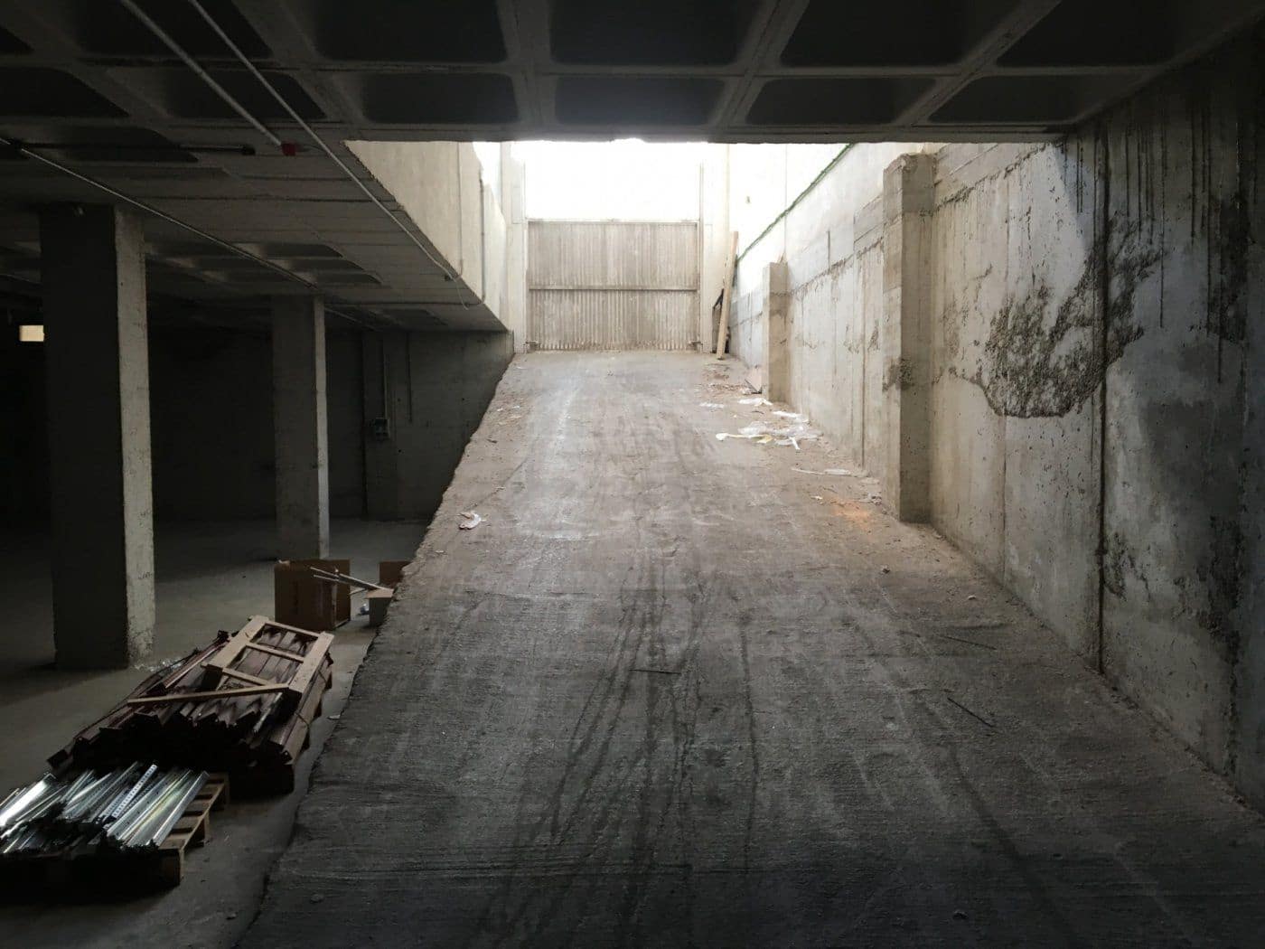 Virksomhed til leje i Torrellano med garage - € 6.000 (Ref: 8851957)