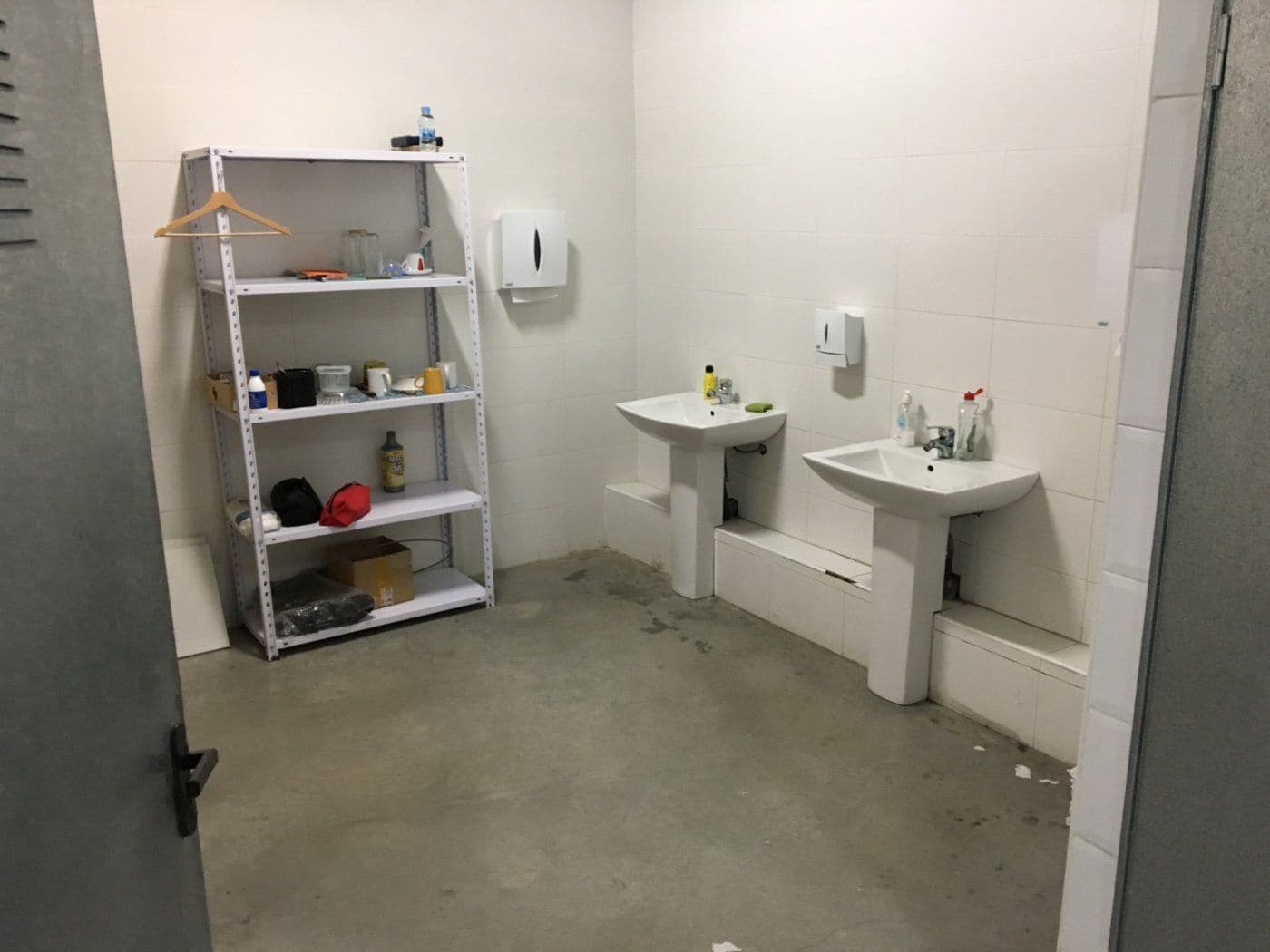 Virksomhed til leje i Torrellano med garage - € 6.000 (Ref: 8851957)