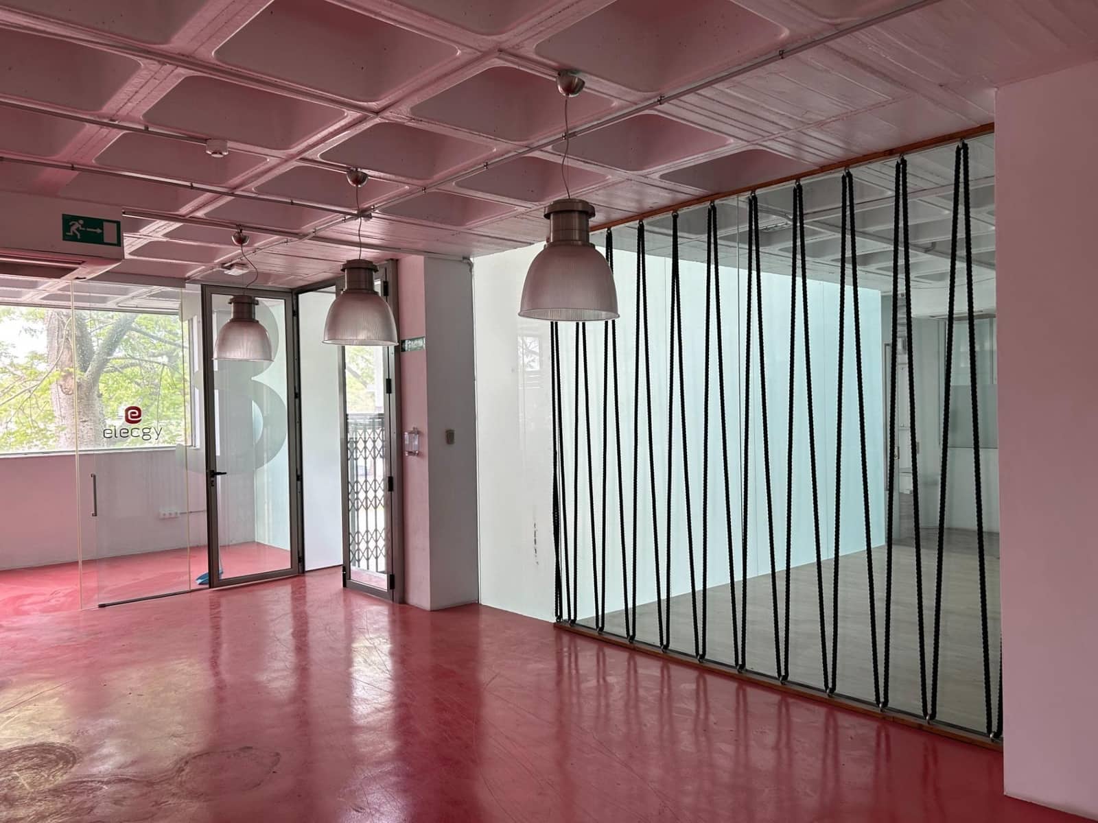 Virksomhed til leje i Torrellano med garage - € 6.000 (Ref: 8851957)