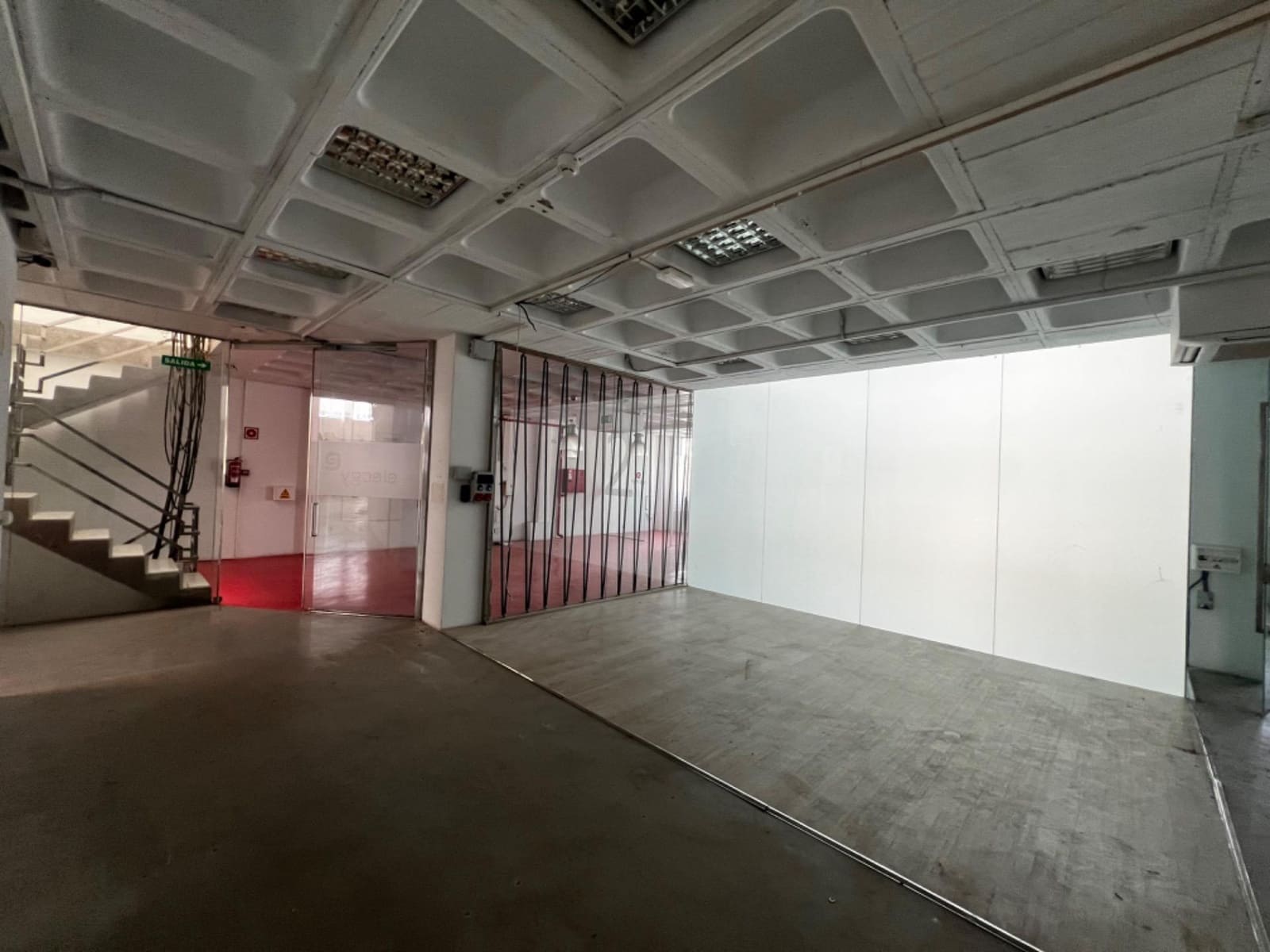 Virksomhed til leje i Torrellano med garage - € 6.000 (Ref: 8851957)